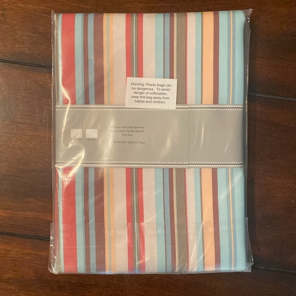 Summer Stripe Outdoor Table Runner with Zipper 14" X 72" - Picture 6 of 6